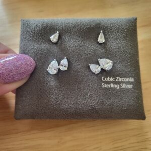 Cubic zirconia earrings set